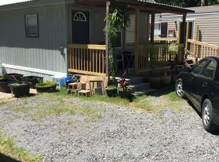 496 W Davis Loop TRLR 10, Vidor, TX 77662