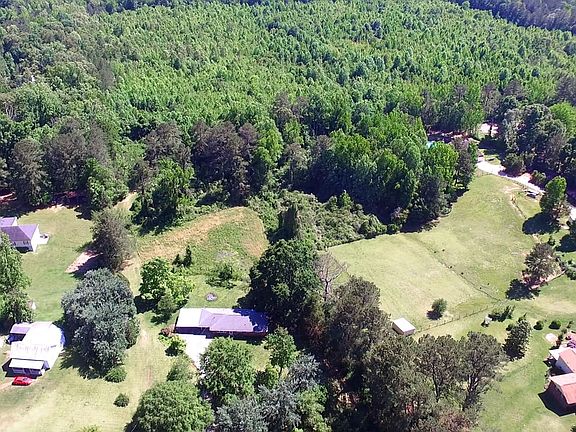 2nd image of 1404 Ridge Rd