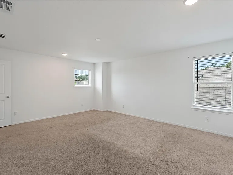 229 Seven Pines Dr — Photo 8