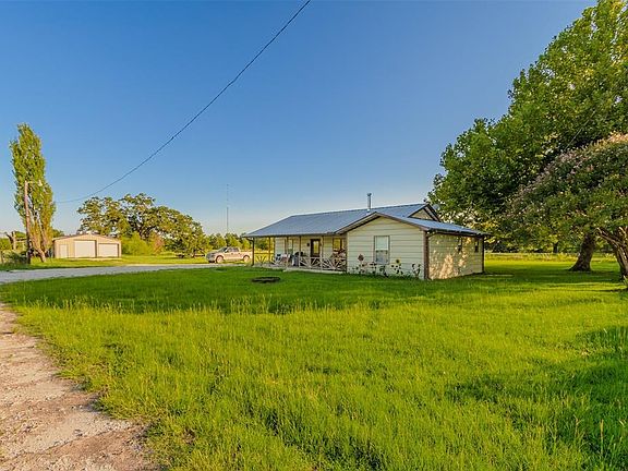 3rd image of 818 Vz County Road 3601