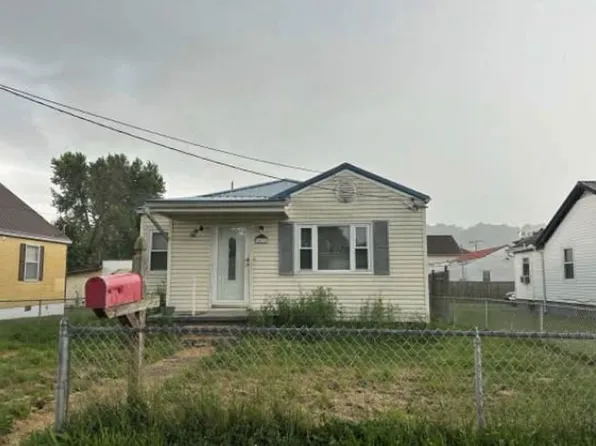 203 Marshall Ave, Dunbar, WV 25064