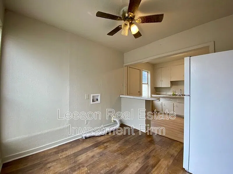 3 bed, 1.0 bath, 1036 sqft, $900 — Photo 4