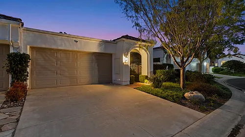 4947 Delos Way Photo 1