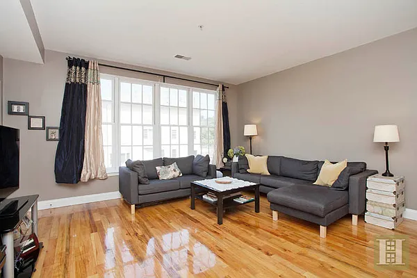 Sold by Halstead Property | media 4