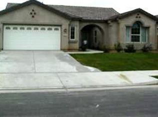 10813 Shannon Falls Dr, Bakersfield, CA 93312