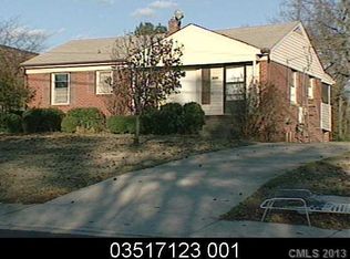 8800 Bellhaven Blvd, Charlotte, NC 28214