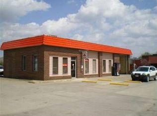 618 Market St, Osage City, KS 66523