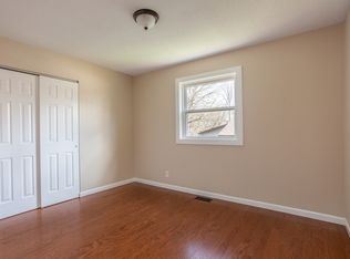 16 Marche Dr, Lake Saint Louis, MO 63367