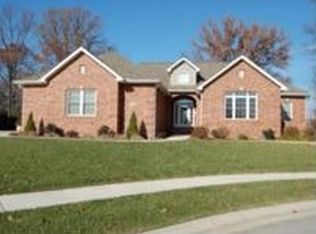 8533 Armsleigh Pl, O Fallon, IL 62269