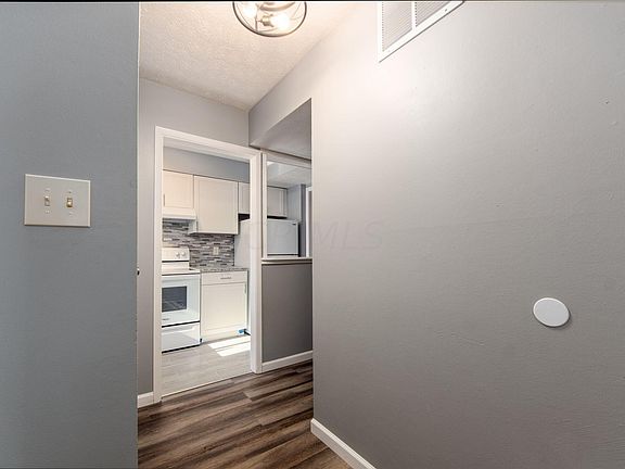 2nd image of 4326 Chateau Morse Dr