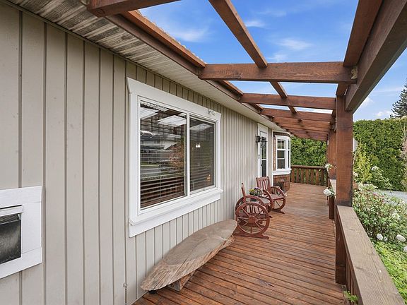4th image of 5565 Webster Rd