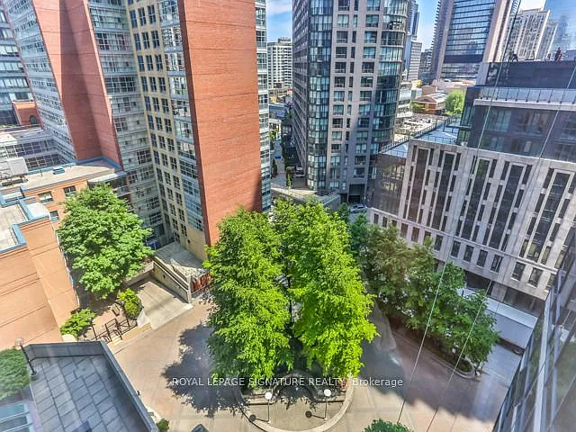 1001 Bay St #1007 — Photo 20