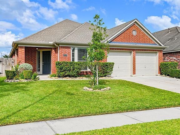2nd image of 13418 Barons Lake Ln