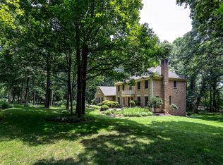 9120 Vendome Dr, Bethesda, MD 20817