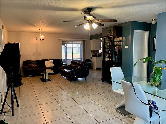 4th image of 925 Alabama Woods Ln
