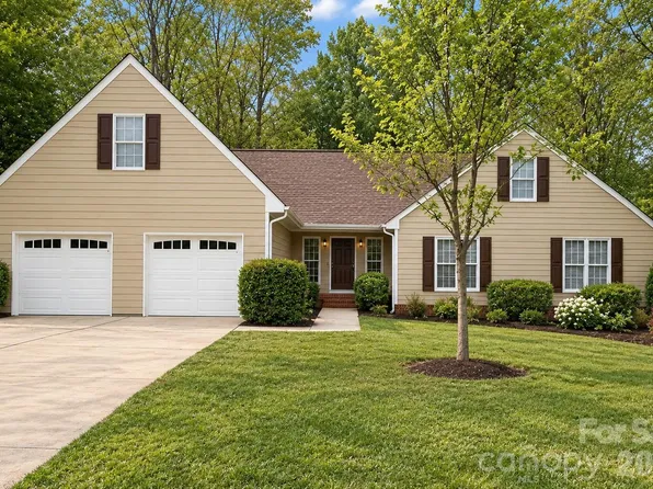 235 Withershinn Dr, Charlotte, NC 28262