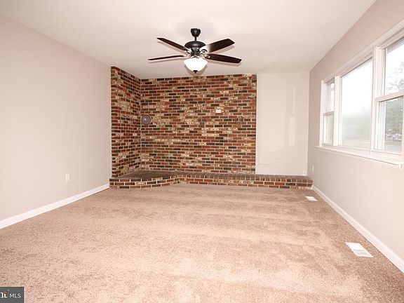 5th image of 606 Arlene Dr
