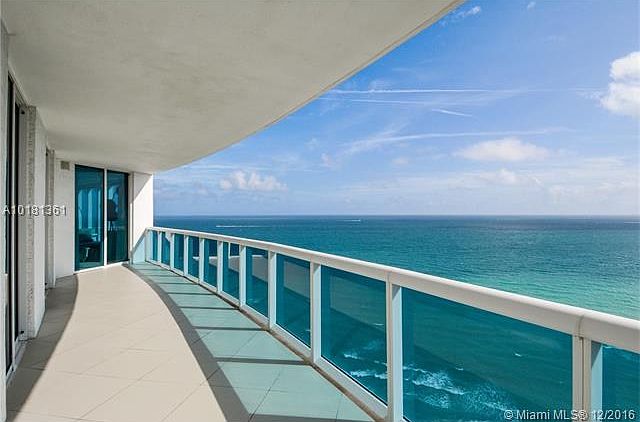 TRUMP #2005 Balcony.