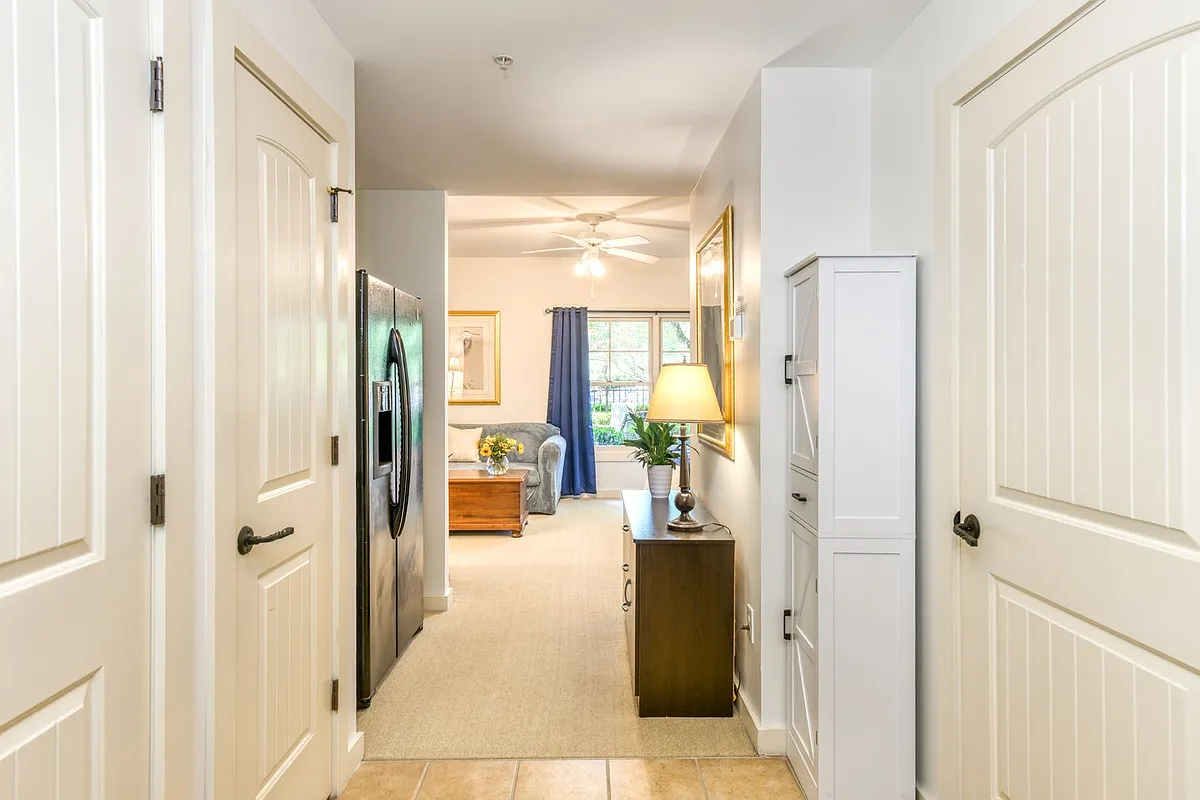 Building Photo - 945 Registry Blvd #106-L