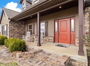 11492 Tony Mountain Rd, Fayetteville, AR 72701