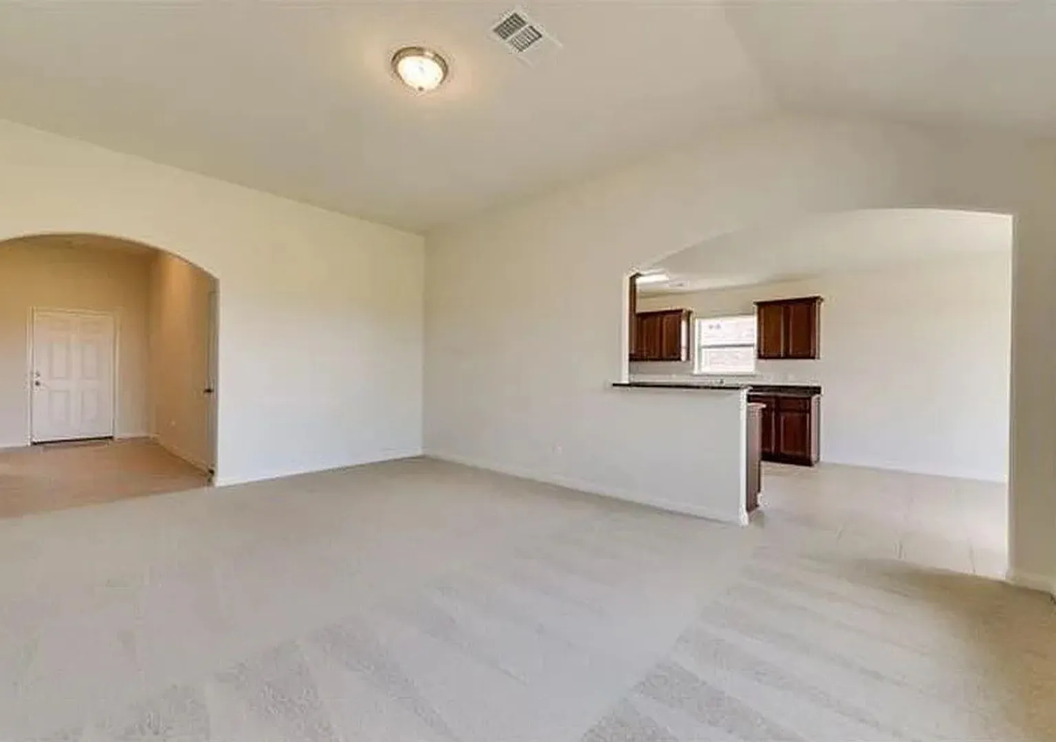 Charming 3BR House in Princeton — Photo 2