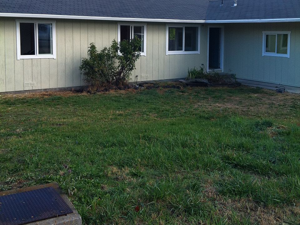 1st image of 1004 Campbell Ave