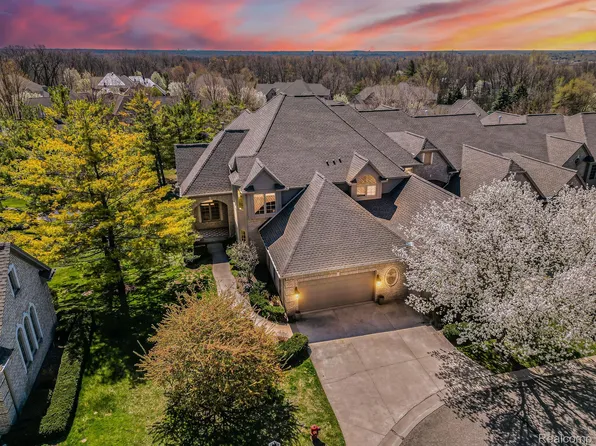 6722 CASCADE, Independence Charter Township, MI 48348