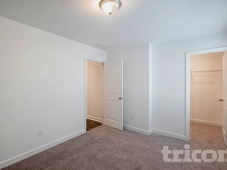 177 E Ridge Way — Photo 11