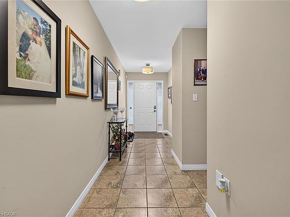 5th image of 47 Hannon Cres