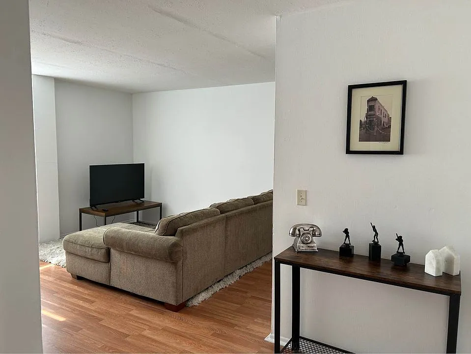 1 bed, 651 sqft, $1,375 — Photo 4