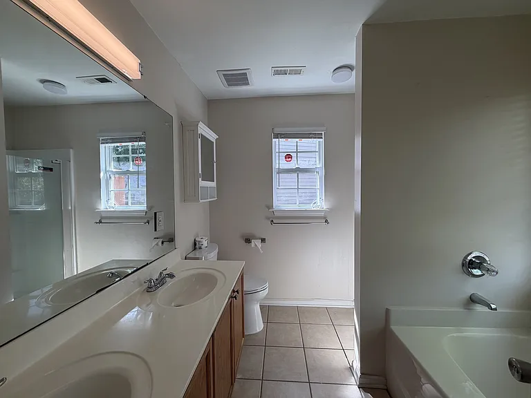7514 Starvalley Dr — Photo 13