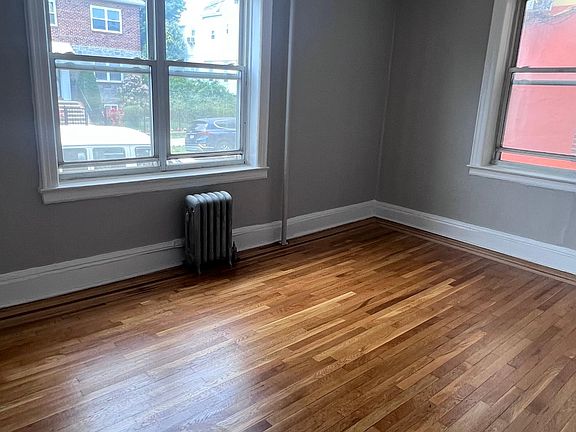 2nd image of 34 1st St #1F