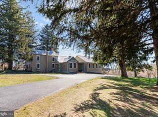 560 Old Quaker Rd, Lewisberry, PA 17339