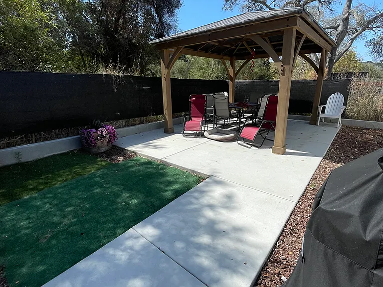 262 Tally Ho Rd — Photo 8