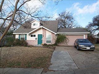 1st image of 434 Oriole Cir