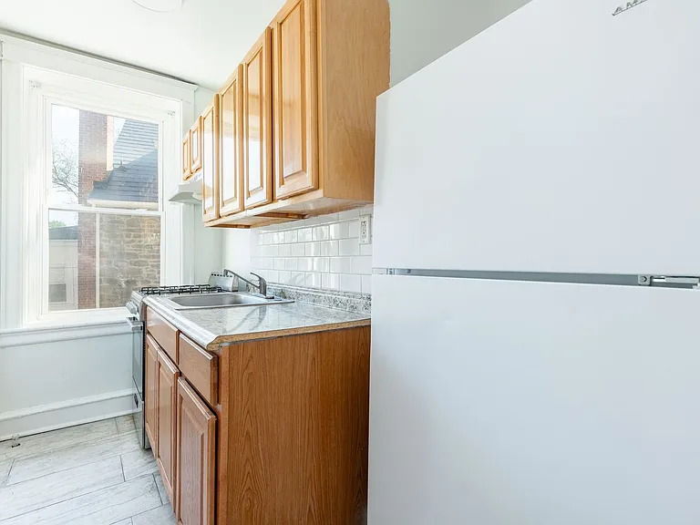 Belmont Place — Photo 18