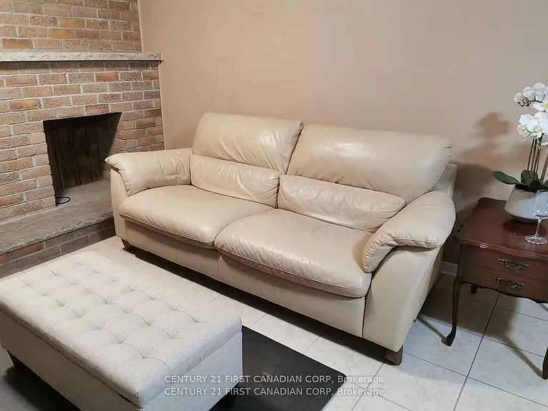 309 Blue Forest Dr #LOWER — Photo 4