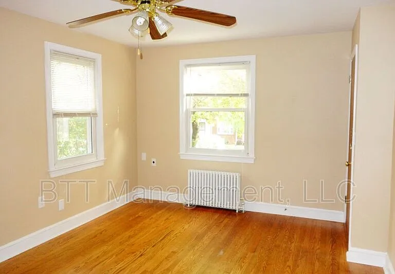 8206 Greenwood Ave #5 — Photo 29