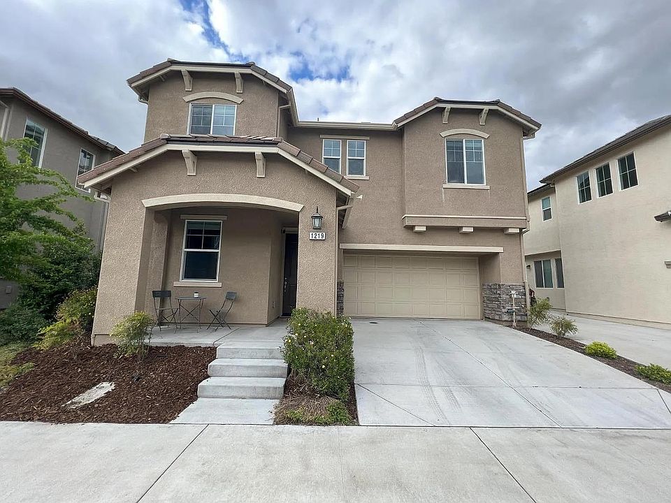 1st image of 1219 Starflower Ln