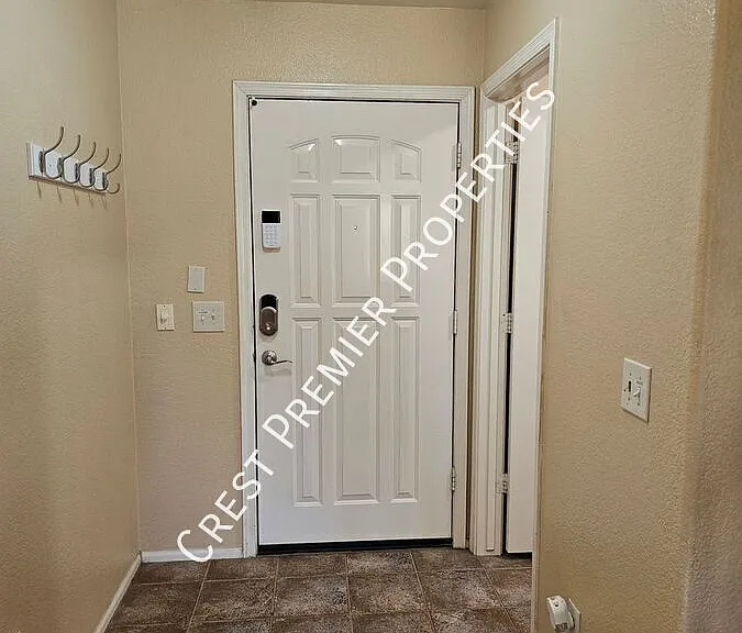 42804 W Sunland Dr — Photo 2