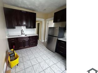 141 Voss Ave, Yonkers, NY 10703