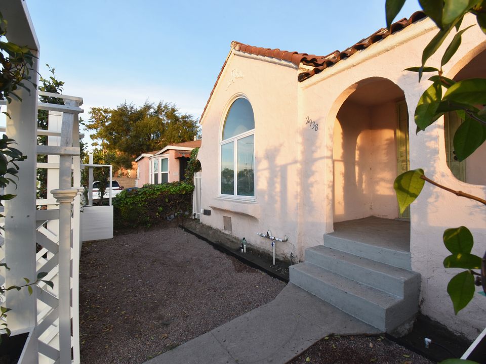 1st image of 2938 S La Brea Ave