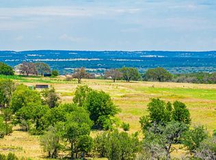 24 Far View Ln, Fredericksburg, TX 78624