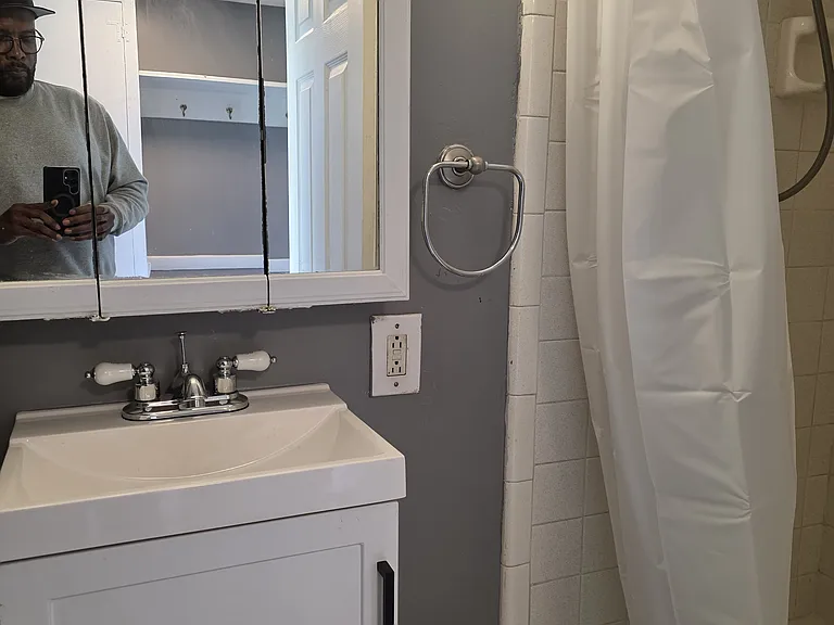 19 South St #B — Photo 3
