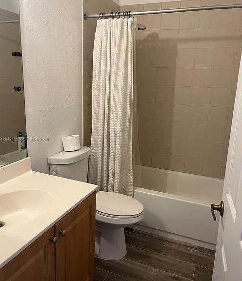 5347 SW 40th Ave — Photo 6