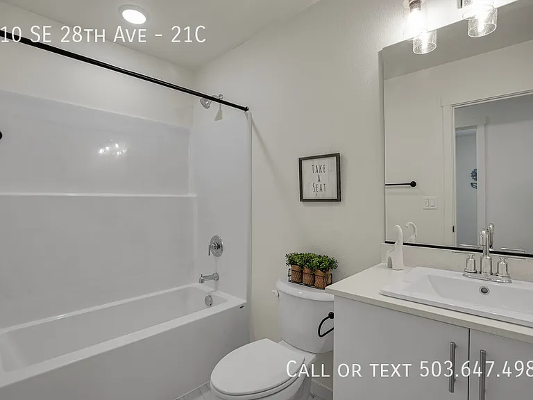110 28th Ave SE #21C — Photo 22