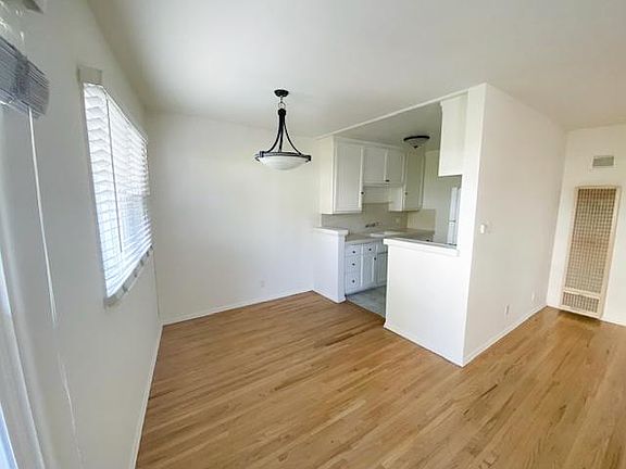 3rd image of 1962 S Beverly Glen Blvd #7