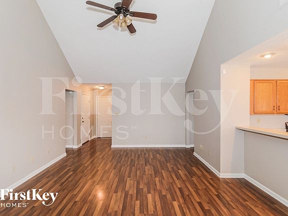 3rd image of 7056 Ireland Dr