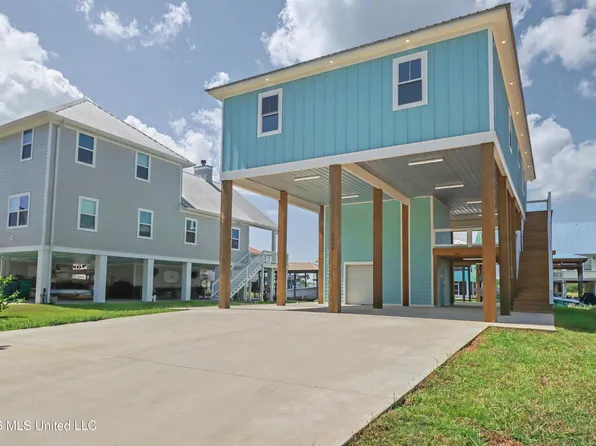 4060 N Sumatra St, Bay Saint Louis, MS 39520