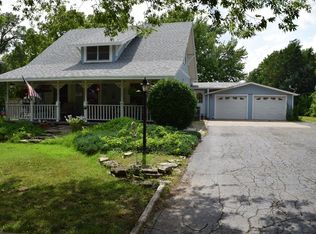 1128 N Cedar St, Abilene, KS 67410